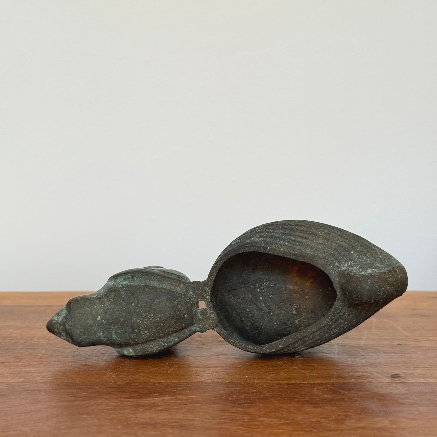 A pair of bronze Frogs Pulling Conch Shell